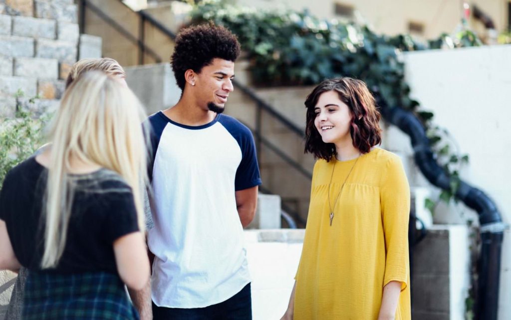 Friends in conversation