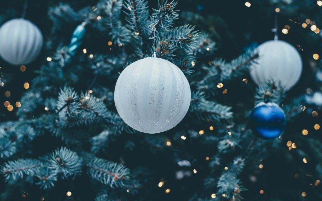 Image of Christmas tree with ornaments